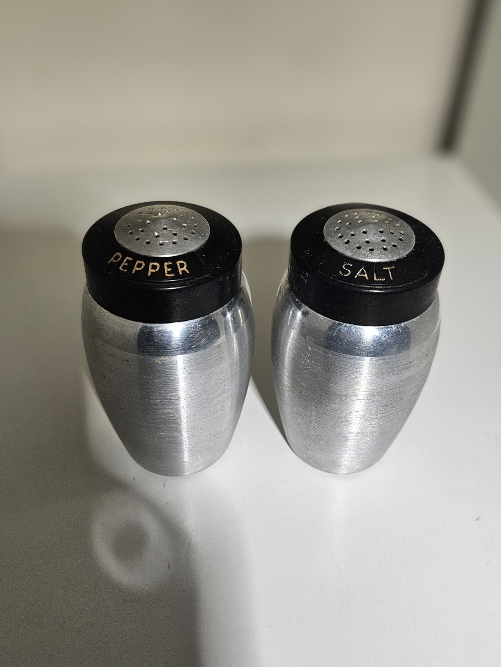 Kromex Salt Pepper Shakers Set Spun Aluminum Silver & Black Kitchen Retro